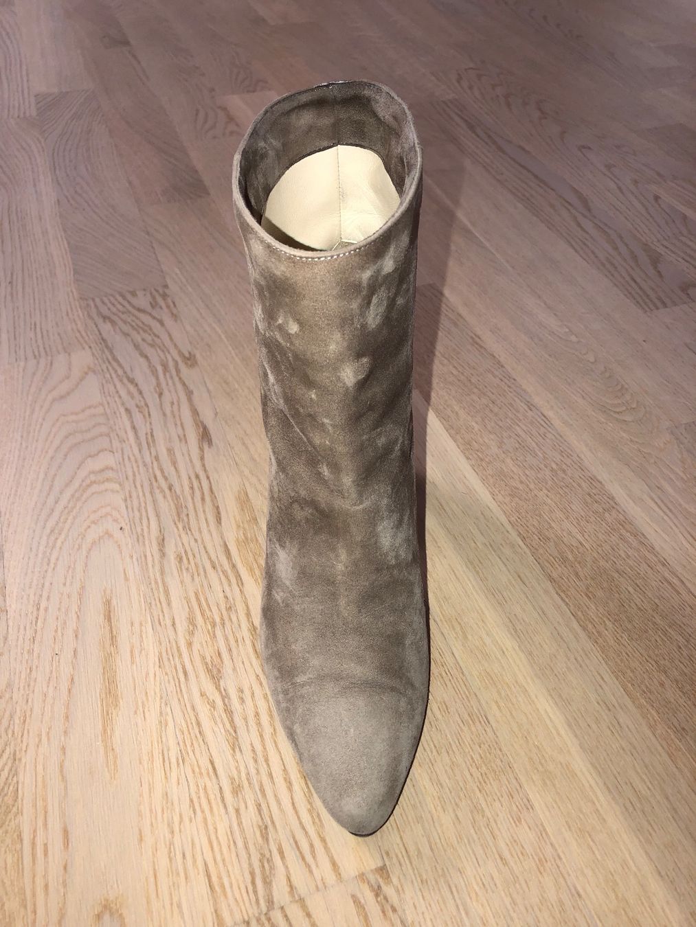 Navyboot Scarpe da donna: NAVYBOOT Boots beige Gr. 38 – Usato da Zürich venduto da sel_w5sd 4