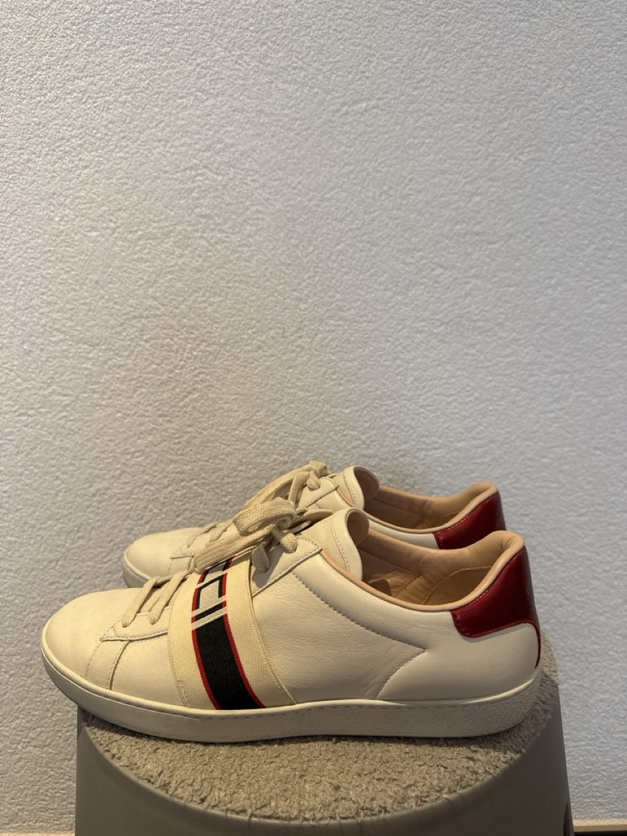 Gucci Scarpe da uomo: Gucci baskets en cuir  – Nuovo (secondo la descrizione) da La Chaux-de-Fonds venduto da Ro.raw
