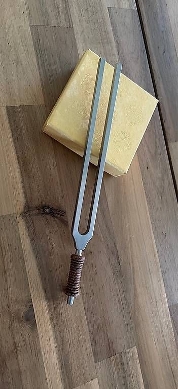 Musikinstrumente: Stimmgabel 128 Hz - Meistergabel – Gebraucht aus Uitikon Waldegg von jul_tq2d