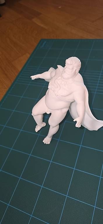 Statuette: 3D Printed Chubby Superman Figurine  – Usato da Crissier venduto da tic_qb2s 1