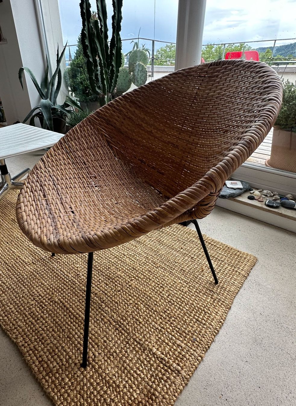 Poltrone: Mid-Century Sessel aus Rattan, 1960er – Usato da Zürich venduto da Knob