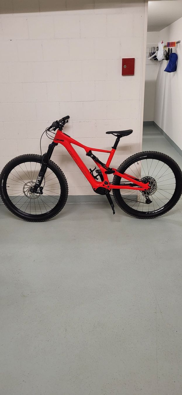Specialized Velos: LEVO SL COMP SPECIALIZED Trail All Mountain MTB E-Bike – Gebraucht aus Allschwil von rockindanny