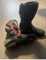 Top Sidi Motorradstiefel, Gr. 43, neuwertig, Schwarz/Rot