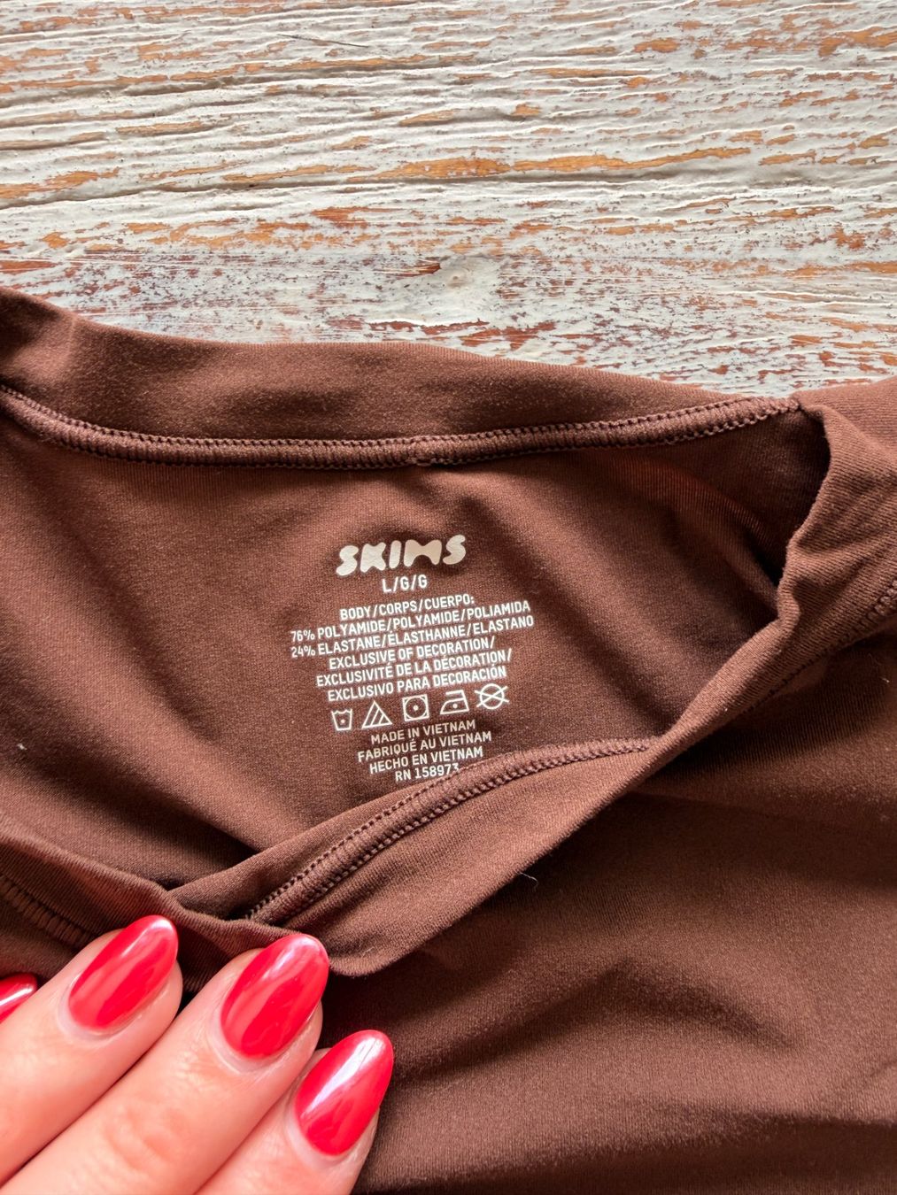 Skims T-shirt: SKIMS T-Shirt – Usato da Männedorf venduto da jad_l7jg 1