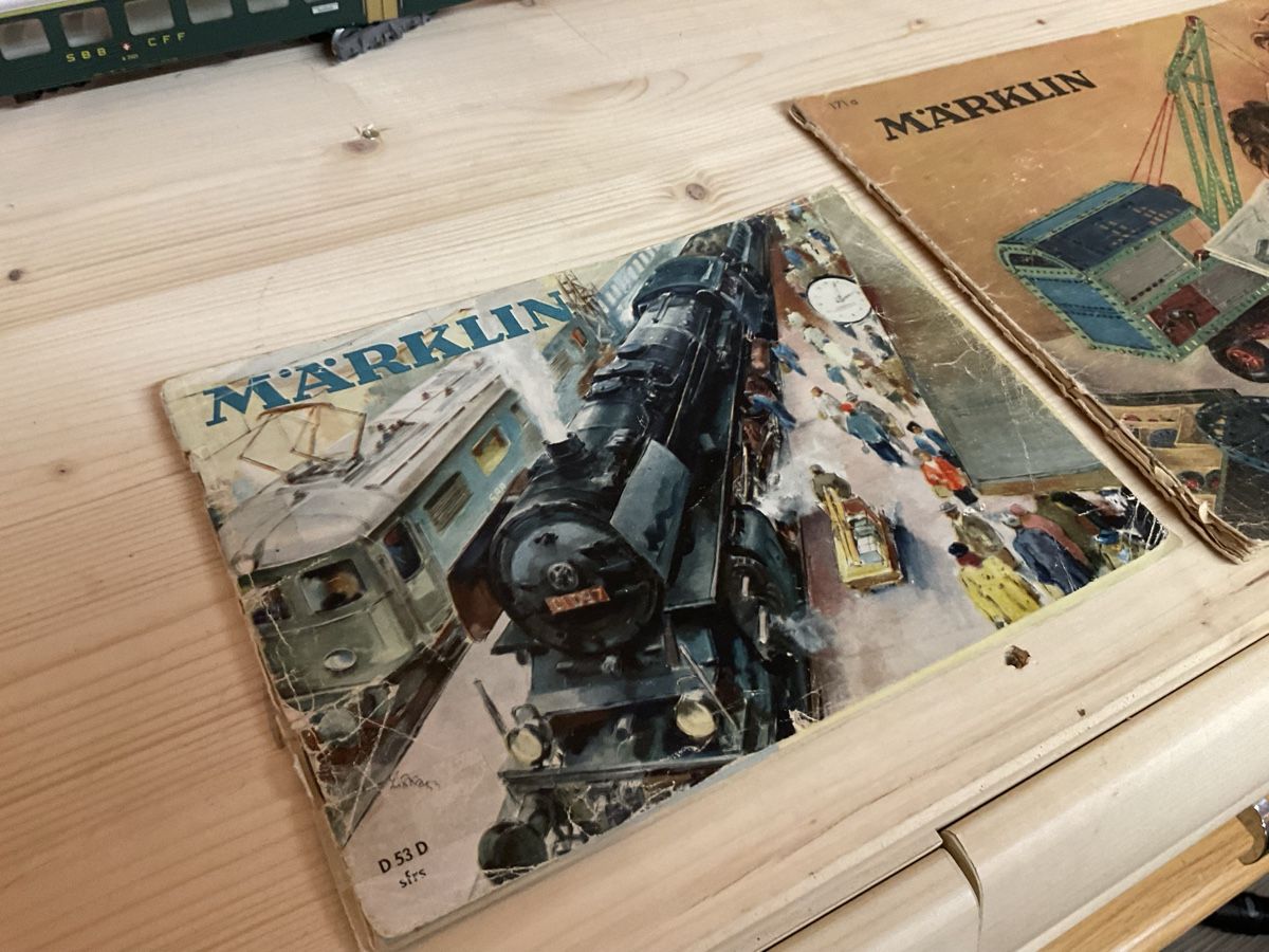 Zeitschriften & Magazine: Alte Kataloge  – Gebraucht aus Wald ZH von Sbbemilio 4