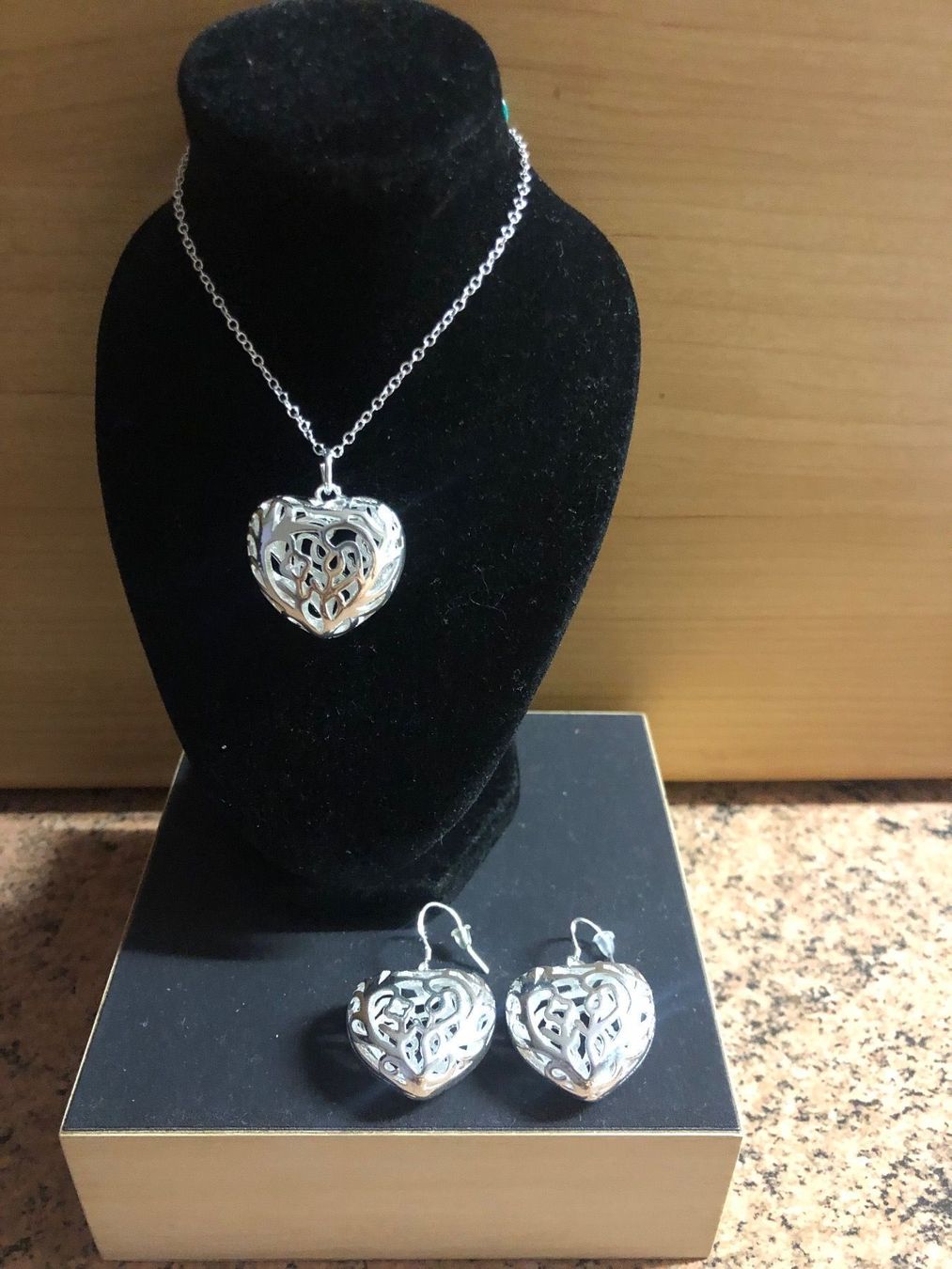 Ketten: Collier et boucles d’oreilles coeur – Neu (gemäss Beschreibung) aus Chamoson von Pince26 1