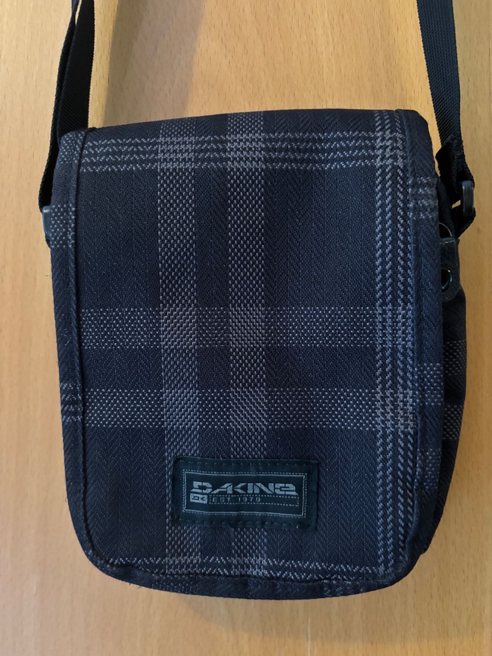 Taschen: Dakine - Umhängetasche – Gebraucht aus Stalden VS von ile_ld6t 1