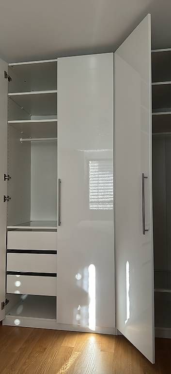 Armadi: Ikea Pax Türen – Usato da Hirzel venduto da TargatoNA