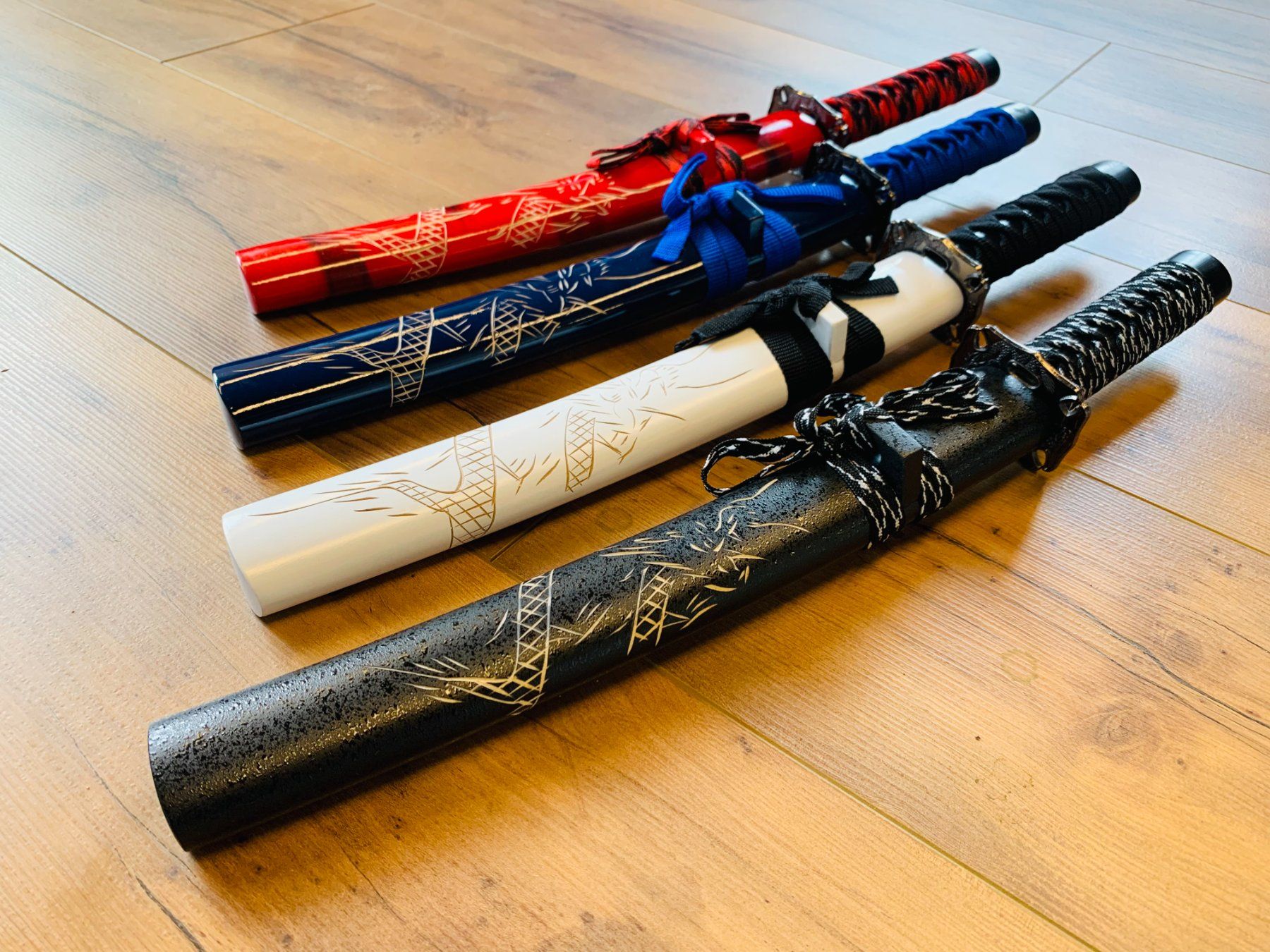Arte internazionale: 4 tlg. Katana Schwert mit Scheide 50cm XXL Bundle NEU – Nuovo e nell'imballaggio originale da Bergdietikon venduto da shopAgent 7