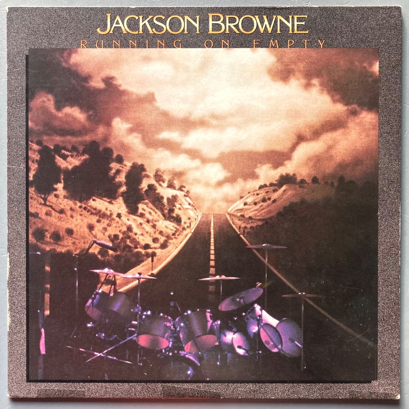 Dischi in vinile: JACKSON BROWNE - RUNNING ON EMPTY – Usato da Poliez-Pittet venduto da Newtown-Records