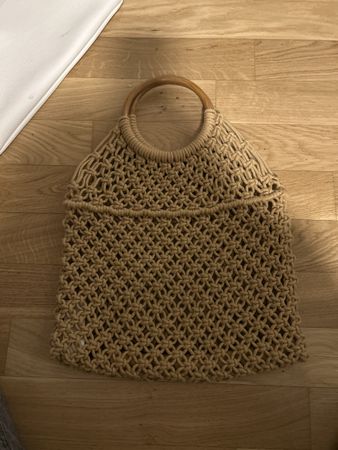 geflochtene tasche
