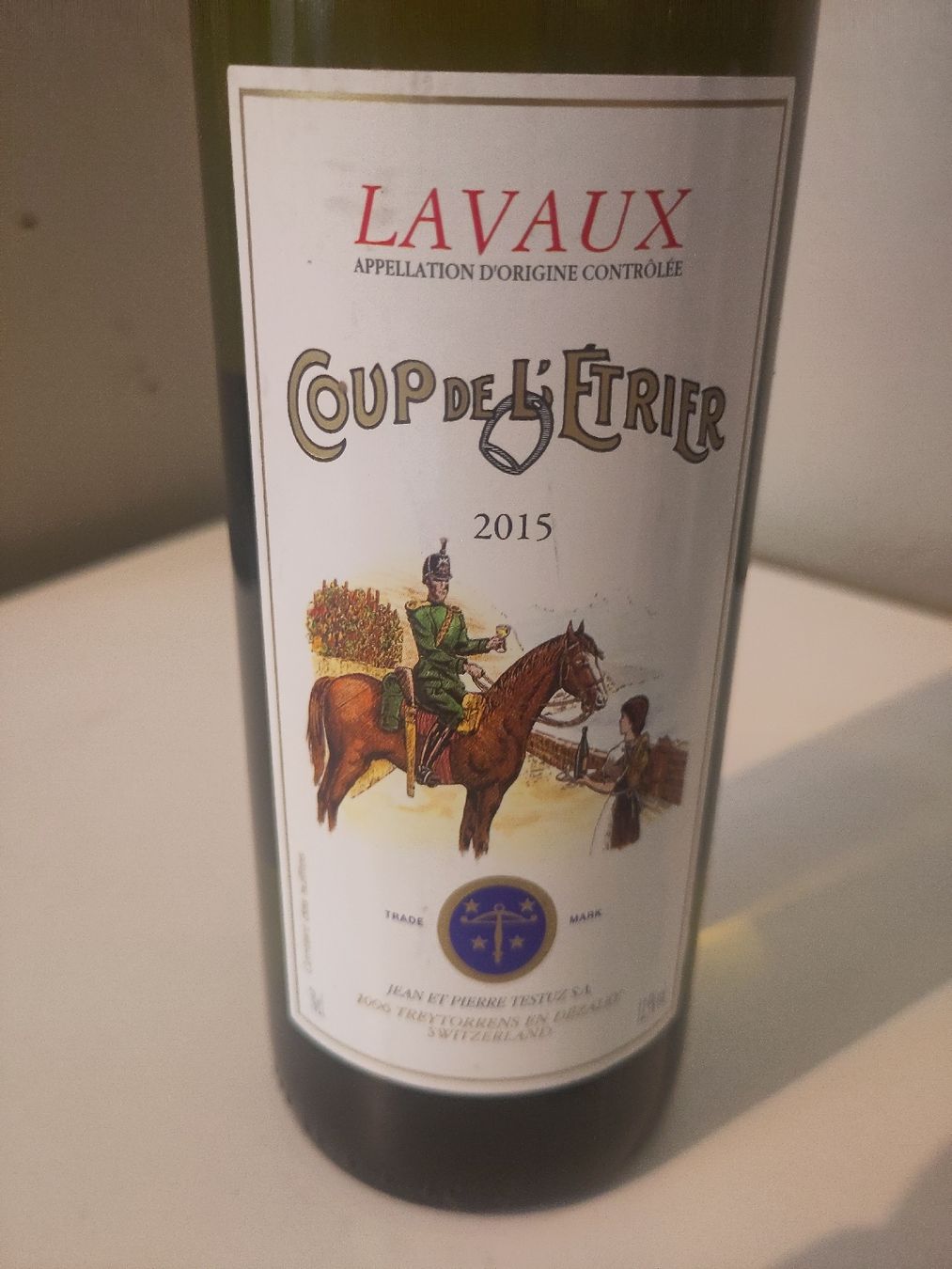 Vino: 8 FL. Lavaux "Coup de L'Étrier" 2015 – Nuovo (secondo la descrizione) da Basel venduto da Morgenmuffel 2