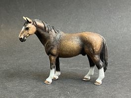 Schleich Pferd Hannoveraner Hengst 13649
