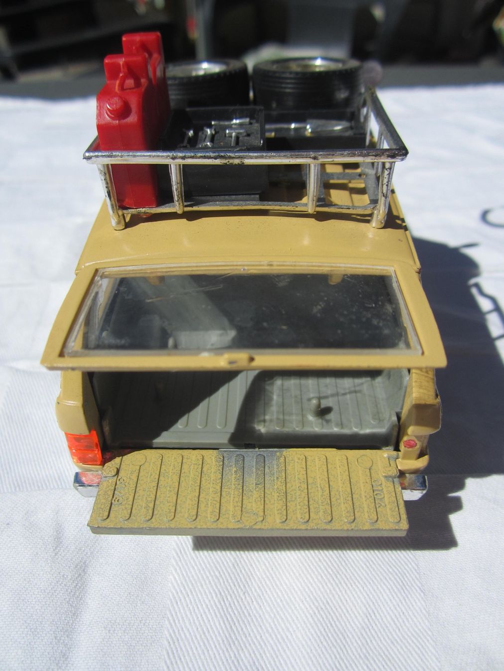 Modellini d'auto: Range Rover – Difettoso da Tramelan venduto da Tors 3