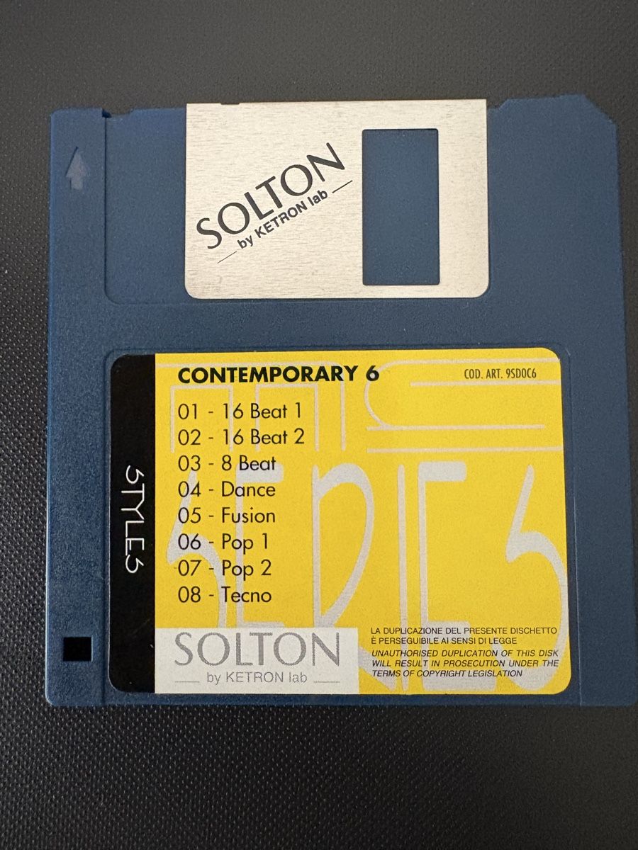 Solton Musikinstrumente: Solton Ketron 5 disketes – Neu (gemäss Beschreibung) aus Lutry von 16mustang
