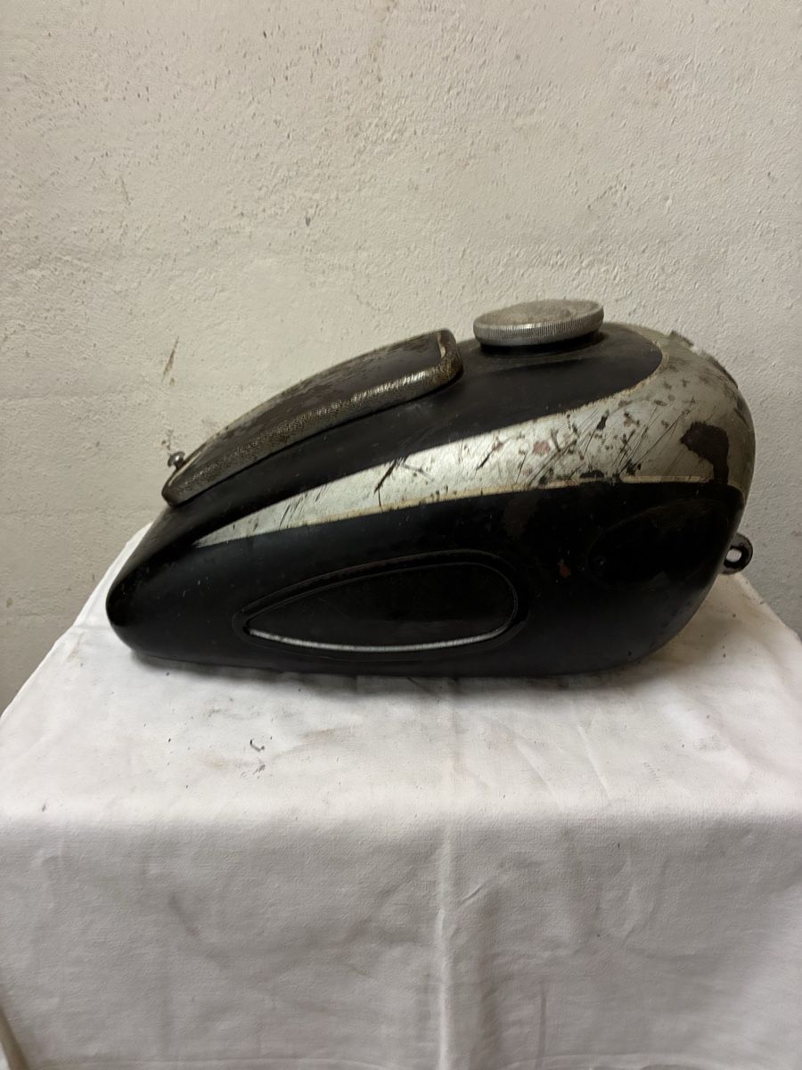 Accessori per altri veicoli: Motorradtank Express – Usato da Zollikerberg venduto da succiklein