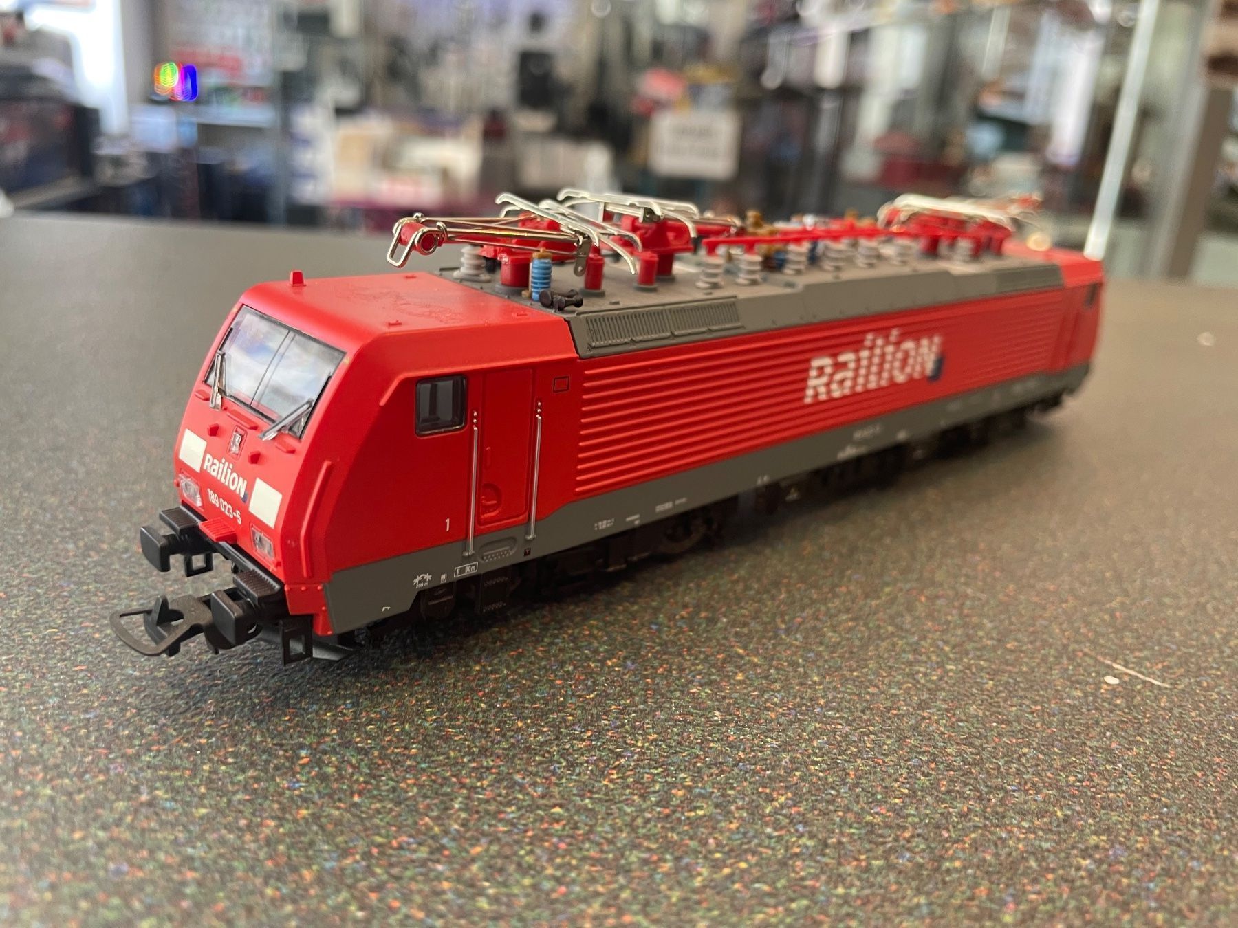 Piko Modellini di ferrovie: Piko DC Br 189 digital elok Railion Digital – Usato da Chiasso venduto da Carrara-Modellismo 6