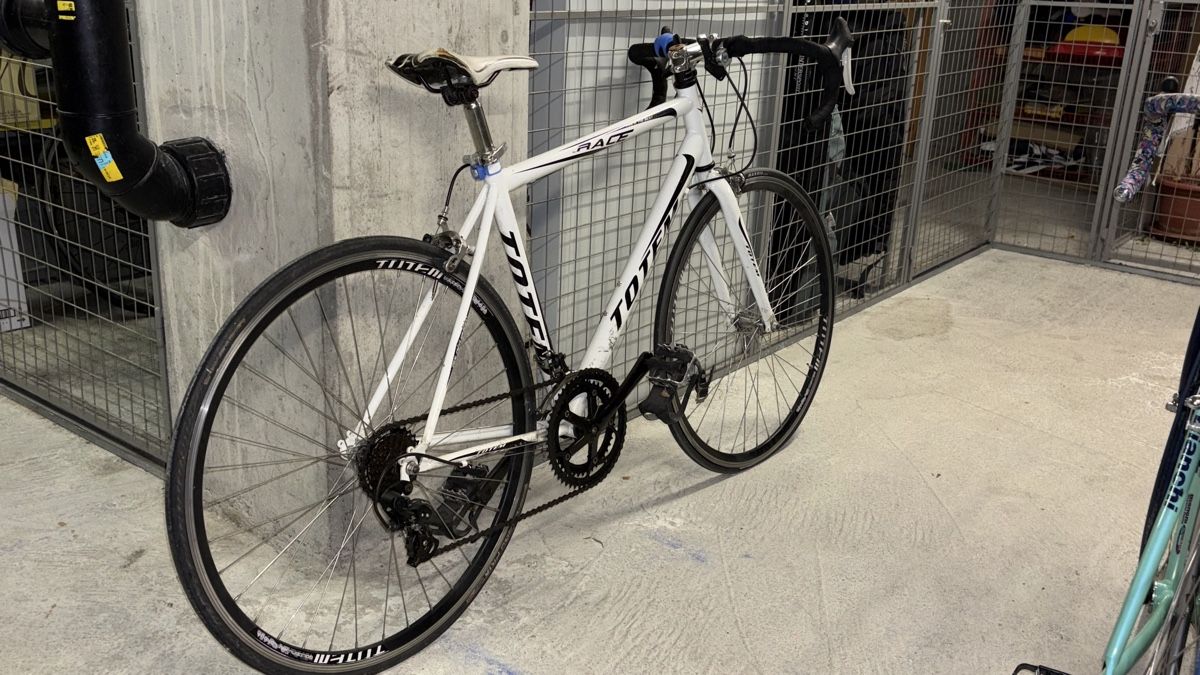 Totem Velos: Rennrad Totem Race Weiss – Gebraucht aus Dielsdorf von nanita. 2