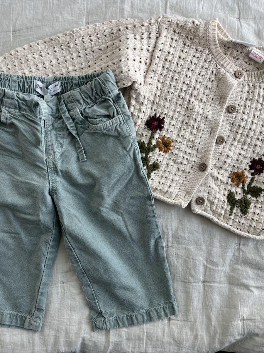 Guess Lotti & Set di vestiti: Frühlingspaket Mädchen Gr. 86 – Usato da Adliswil venduto da oktschuess10 4