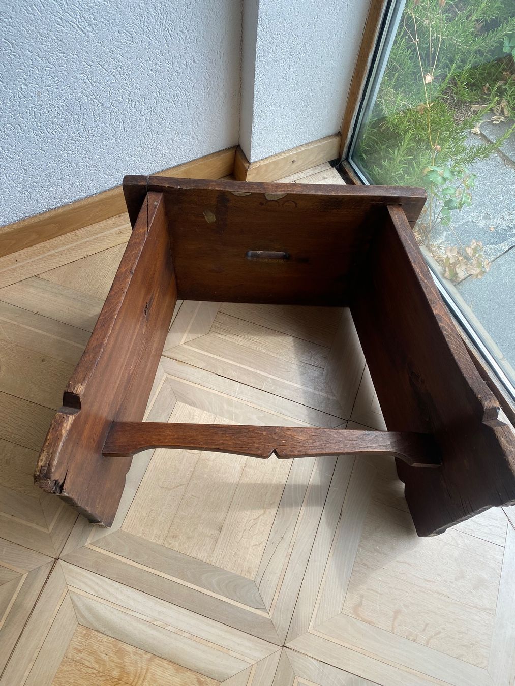 Tabourets: Antiker Holzhocker – D'occasion à Burgdorf par gre_2ftz 3