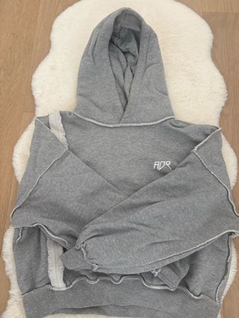 Atelier de roupa Sweatshirt in Hellgrau