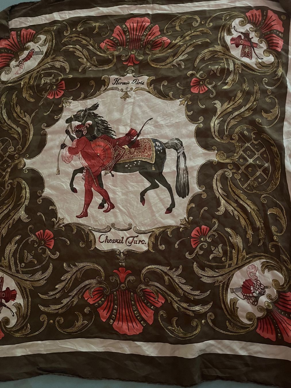Hermès Foulard & Sciarpe: Hermes Tuch Cheval Turc – Usato da Bern venduto da natascha031