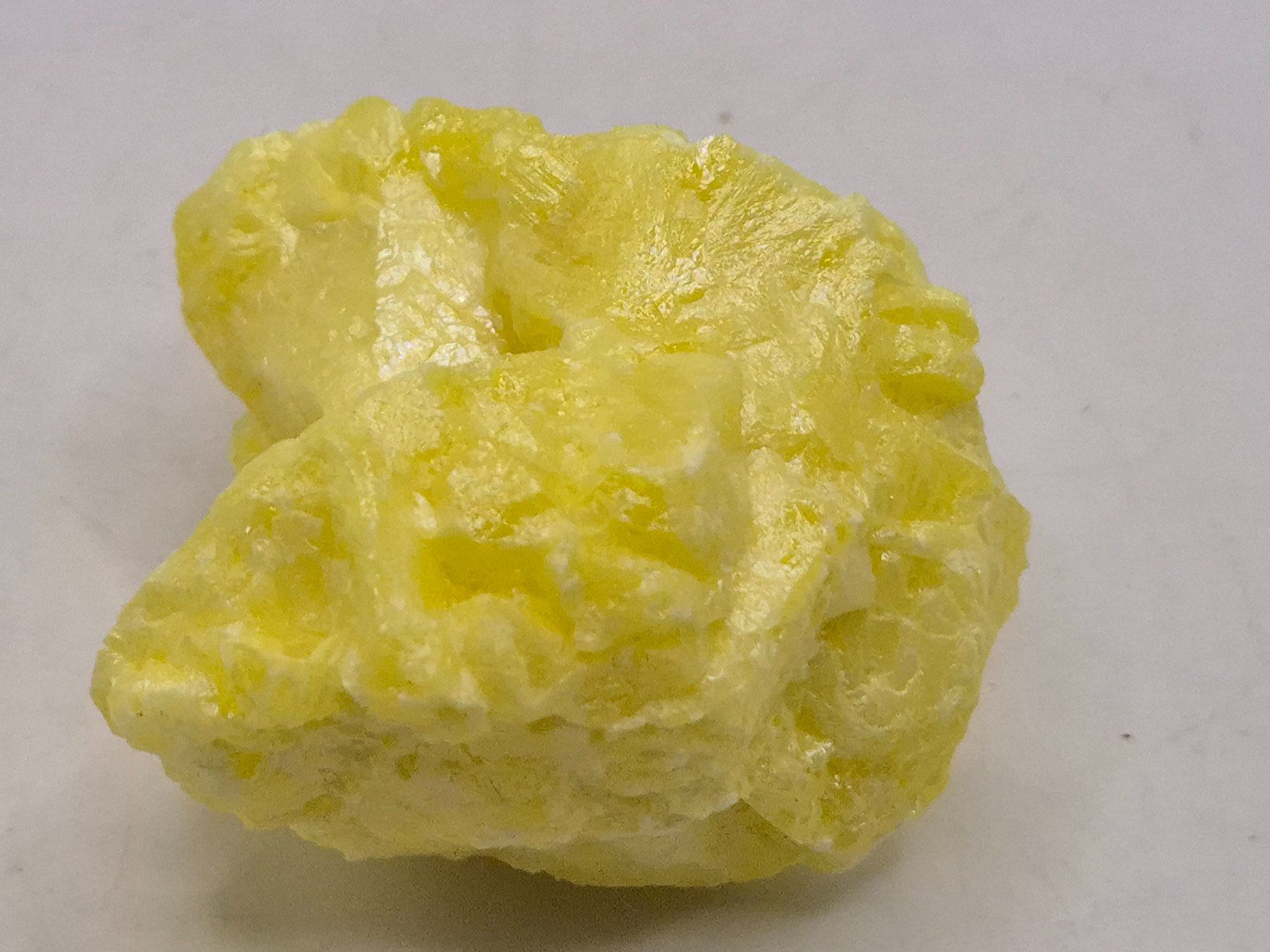 Mineralien & Heilsteine: Elementarer Schwefel aus Indonesien (30) – Neu und originalverpackt aus Winterthur von LukasMineralienOase