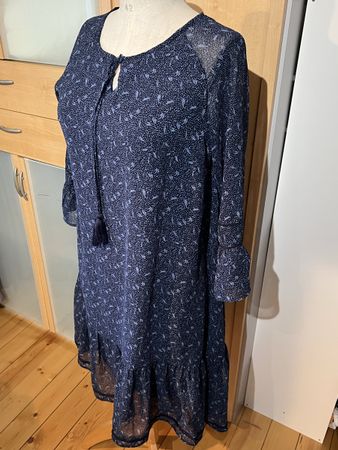 Herrlich luftiges Sommerkleid blau gemustert Gr.36/38