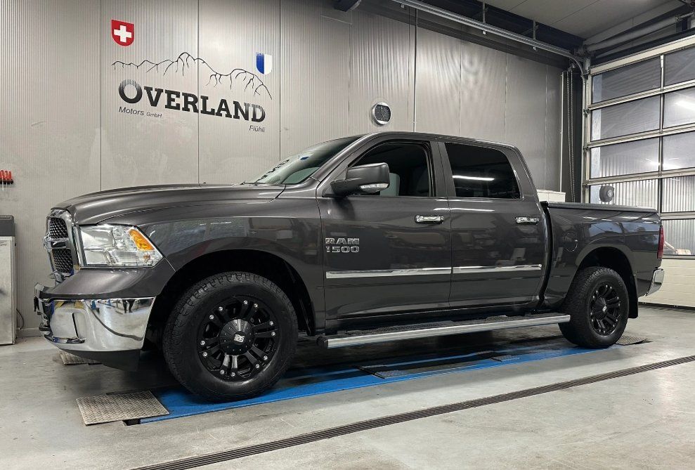 Dodge Automobili: DODGE 1500 V6 3,6 LITER 309 PS – Usato da Flühli LU venduto da Overland_Motors 1