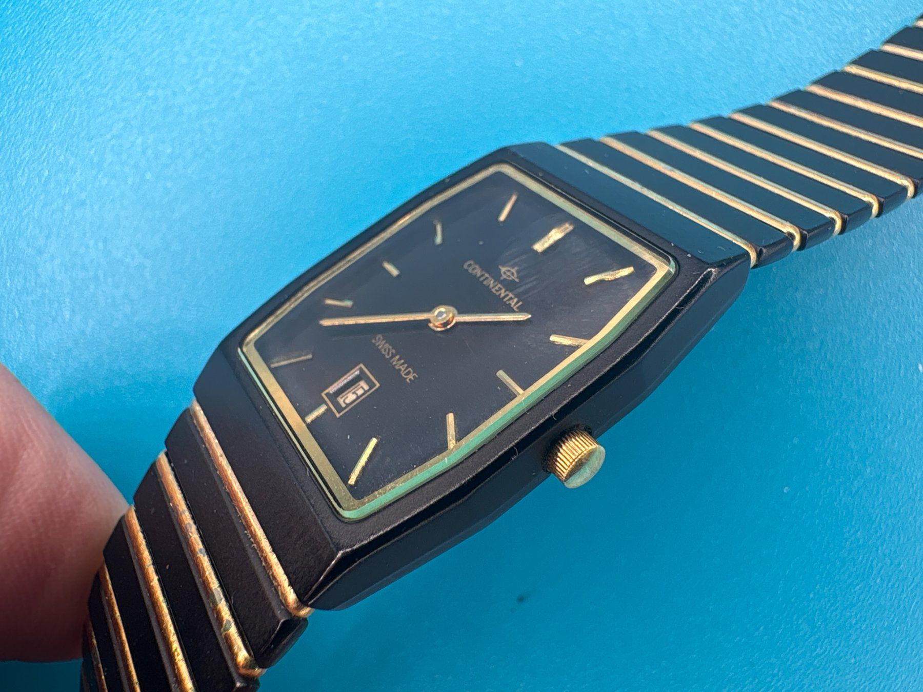 Continental Orologi: Continental Tank Uhr Quartz – Usato da Elgg venduto da Jo_Naj