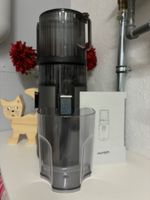 hurom model H70 slow juicer