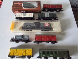 9 Stück verschiedene Güterwagen, GS =