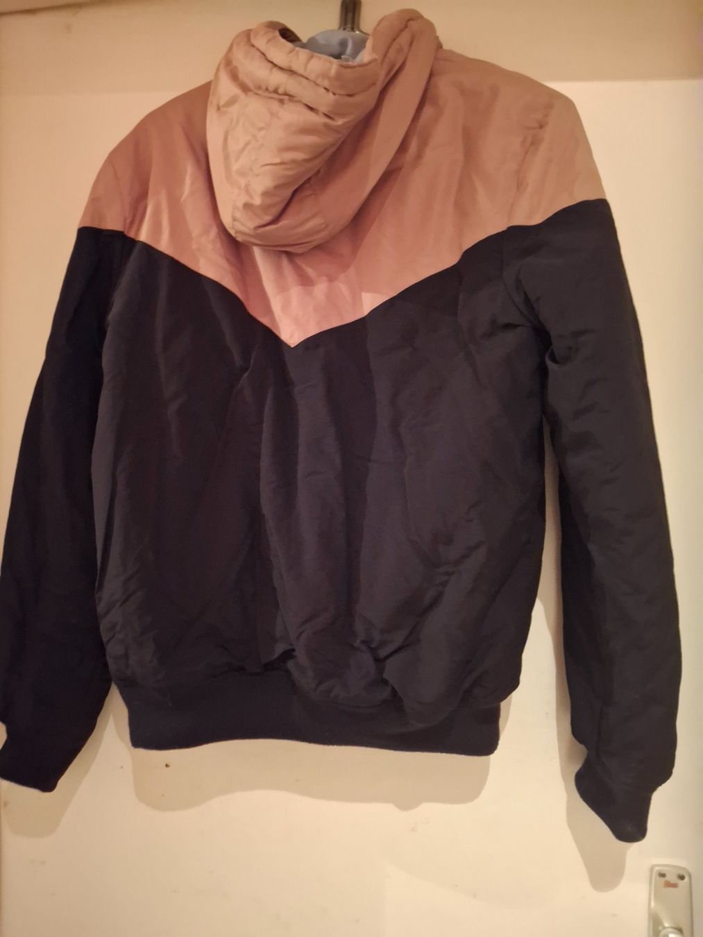 Giacche: Veste avec capuchon taille M marque FSBN – Usato da Villiers venduto da san_jn5w 9