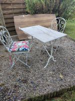 Gartentisch marmor mit 2 stühlen