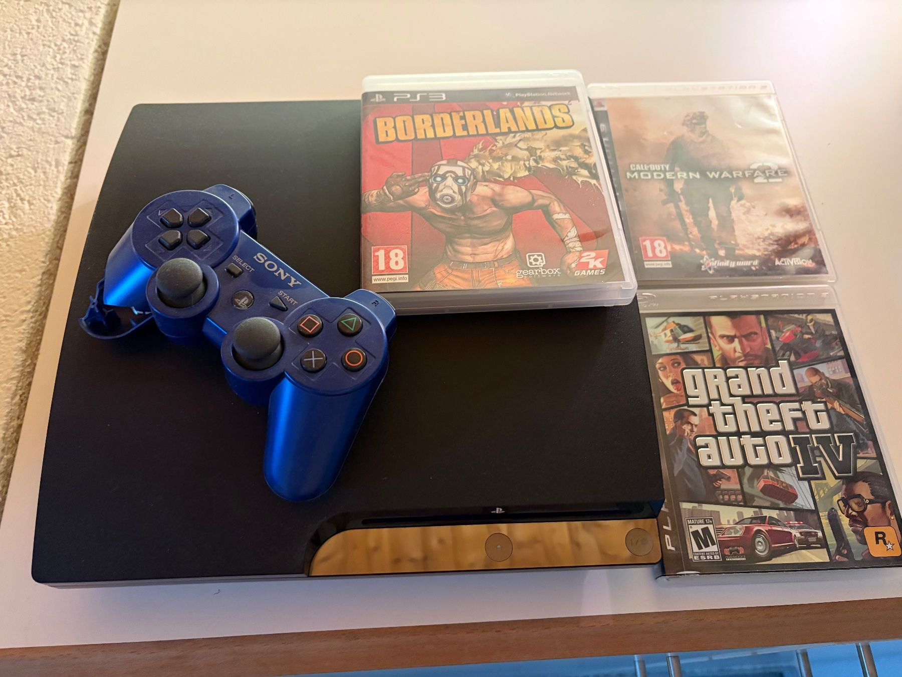 Sony Console: Playstation 3 Konsole mit 3 Spielen und Controller – Usato da Glattbrugg venduto da Olio7