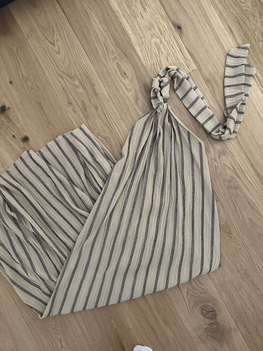 H&M Vestiti: Gestreiftes langes Kleid – Usato da Amriswil venduto da dri_6ssr