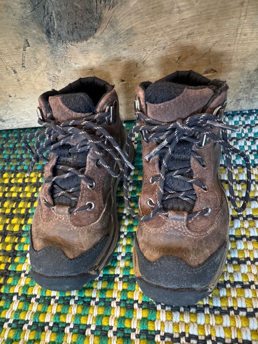 Timberland Scarpe da uomo: Timberland Wanderschuhe, wasserdicht, Grösse 26.5 – Usato da Pontresina venduto da cumprerevender 2