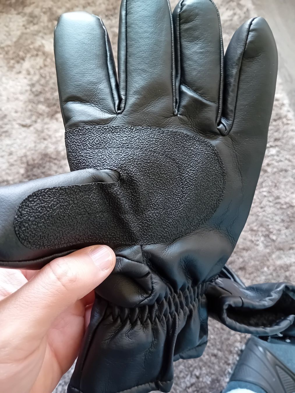 Handschuhe & Handstulpen: Gant hiver – Neu (gemäss Beschreibung) aus St-Imier von Wolf313 3