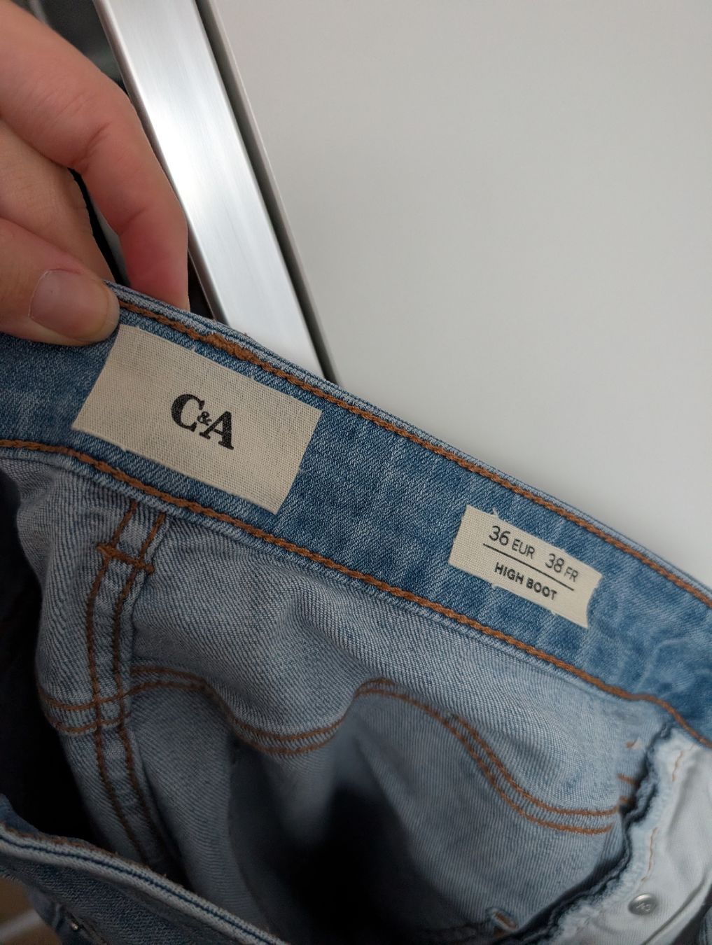 C&A Jeans: C&A Jeans Hose, Gr. 36, High Boot, High Waist – Gebraucht aus Wädenswil von macik 2