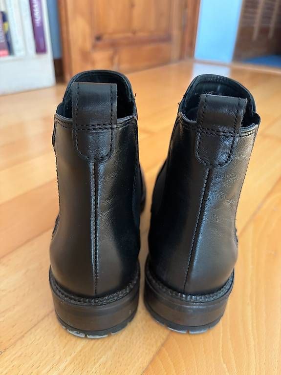 Scarpe da donna: Bottines en cuir taille 39 – Usato da Pully venduto da Miio 3
