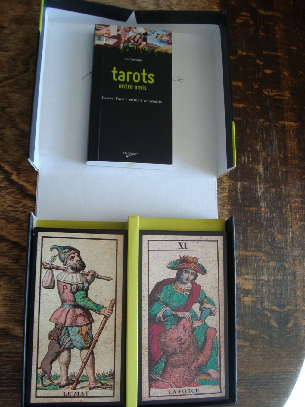 Giochi: Tarots entre amis – Nuovo (secondo la descrizione) da Fribourg venduto da ruswil007 1
