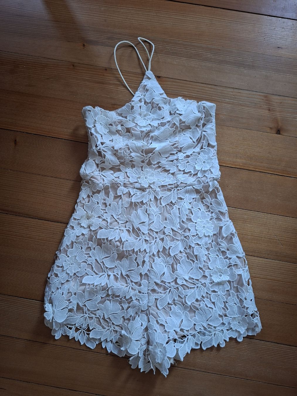 Tute: 🌸Jumpsuit🌸 – Usato da Ormalingen venduto da Sommer80