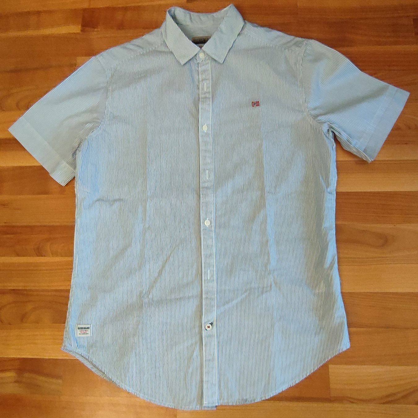 Napapijri Camicie: Napapijri Kurzarm Hemd, Slim Fit – Usato da Solothurn venduto da Csw1
