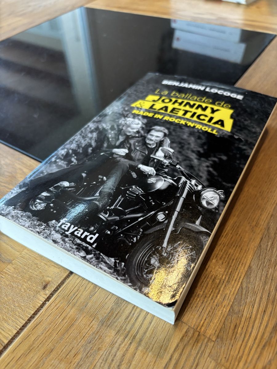 Libri: La ballade de Johnny & Laeticia – Usato da Perroy venduto da barballalla 2