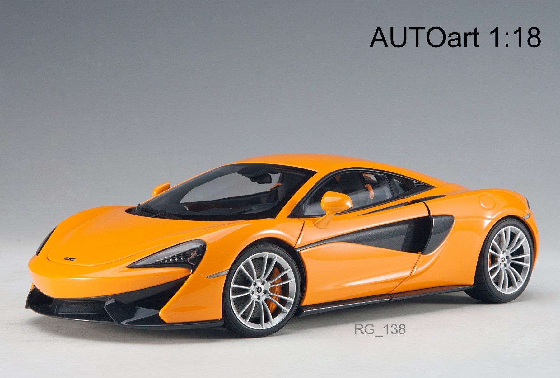 Autoart Modellautos: MCLaren 570S 1:18 – Neu und originalverpackt aus Ulisbach von mironebraska