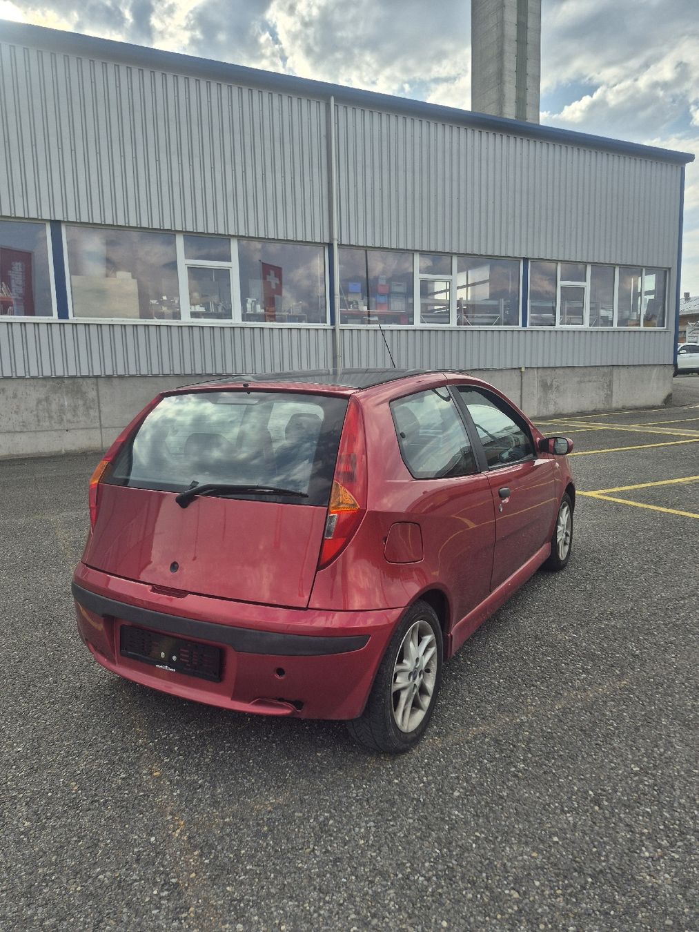 Fiat Automobili: Fiat Punto 1.8 HGT – Usato da Diessenhofen venduto da Chlutteri 2