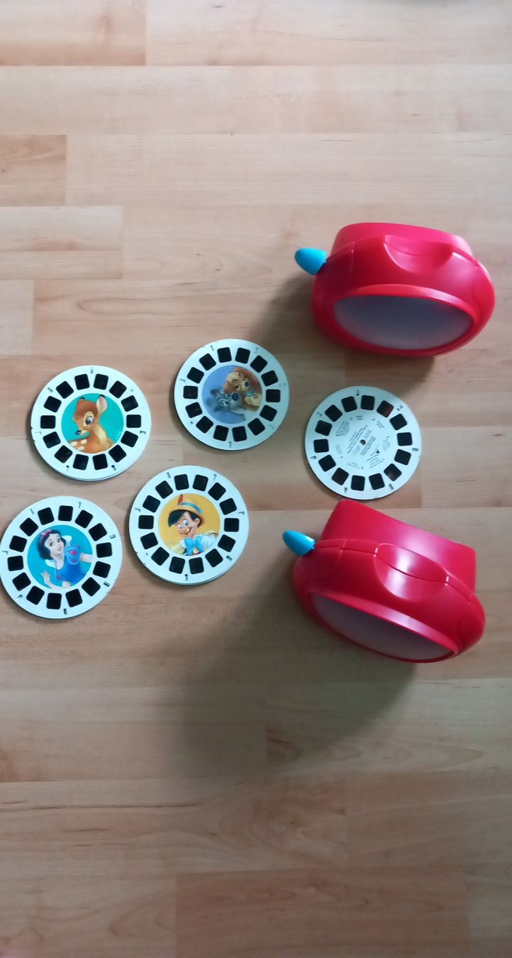 Disney Giochi: Projektor mit Bilderrollen Disney vintage – Usato da Ebnat-Kappel venduto da blazzi