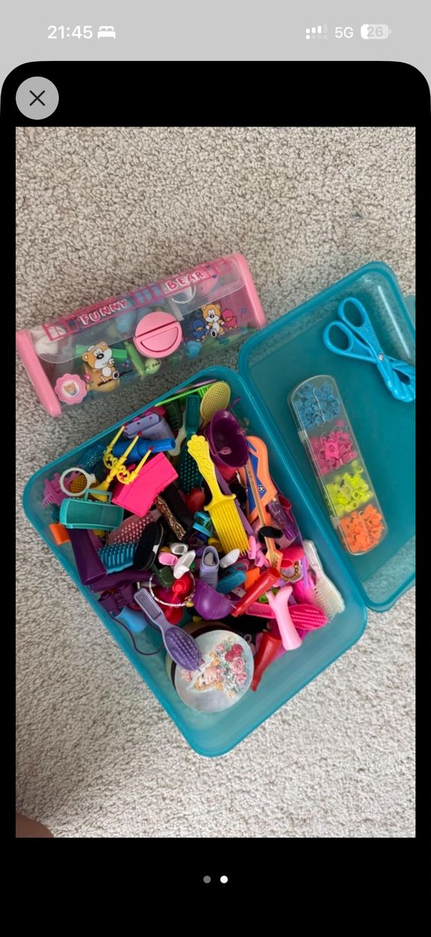 Bambole: Diverses Barbie Zubehör – Usato da Steinhausen venduto da inmumi