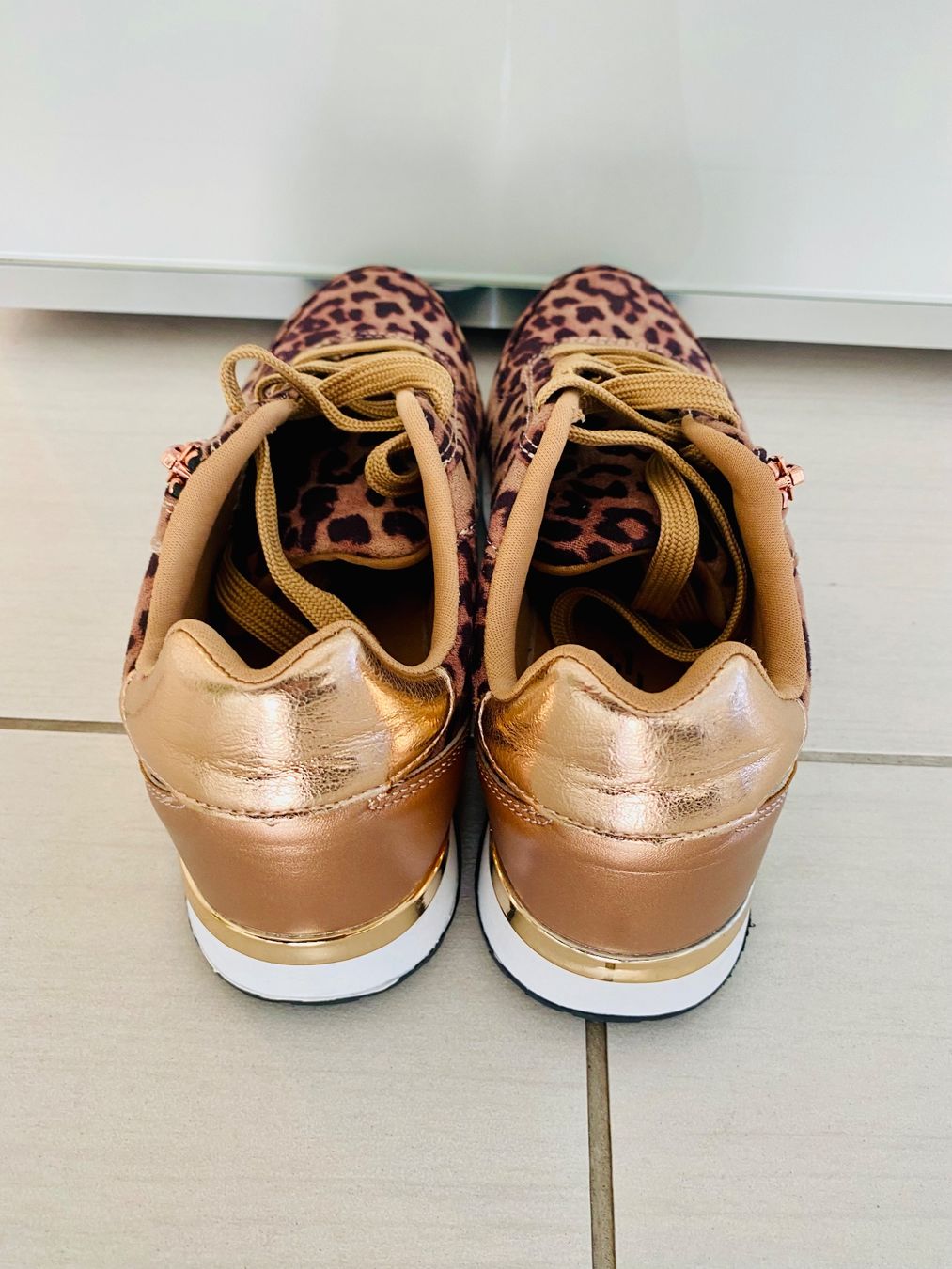 Damenschuhe: Schöne Turnschuhe in Leopardoptik - Gr.37 – Gebraucht aus Amriswil von my-fashion 3