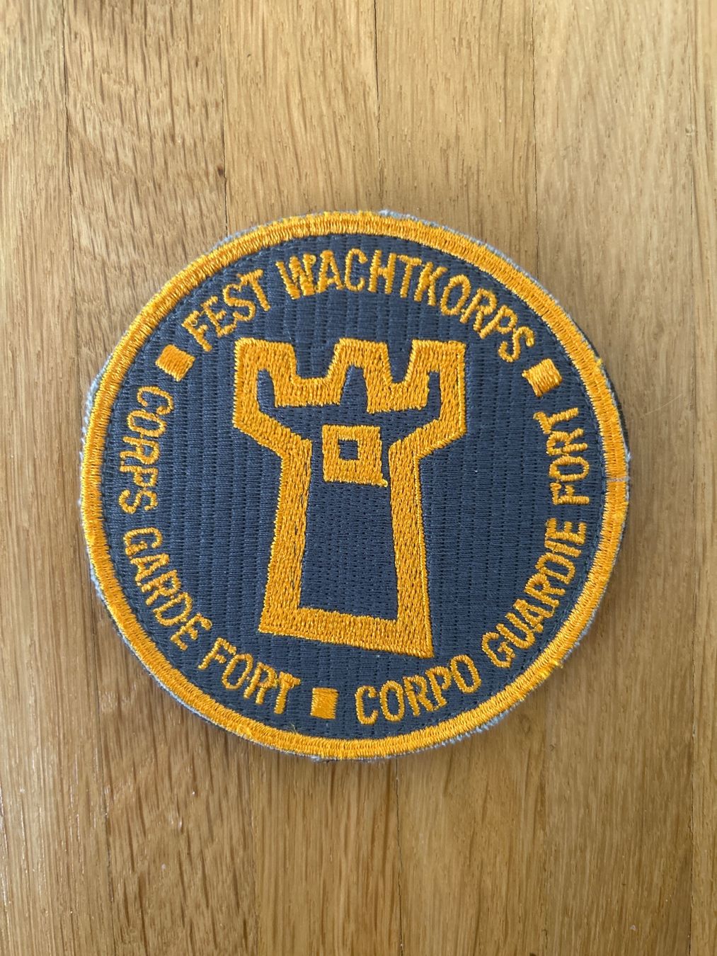 Schweizer Armee Toppe: Patch Schweizer Armee – Nuovo (secondo la descrizione) da Hausen am Albis venduto da MACV62
